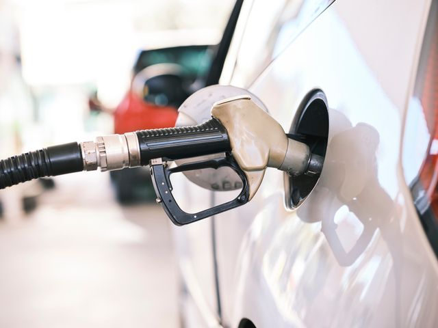 Petrol refuelling